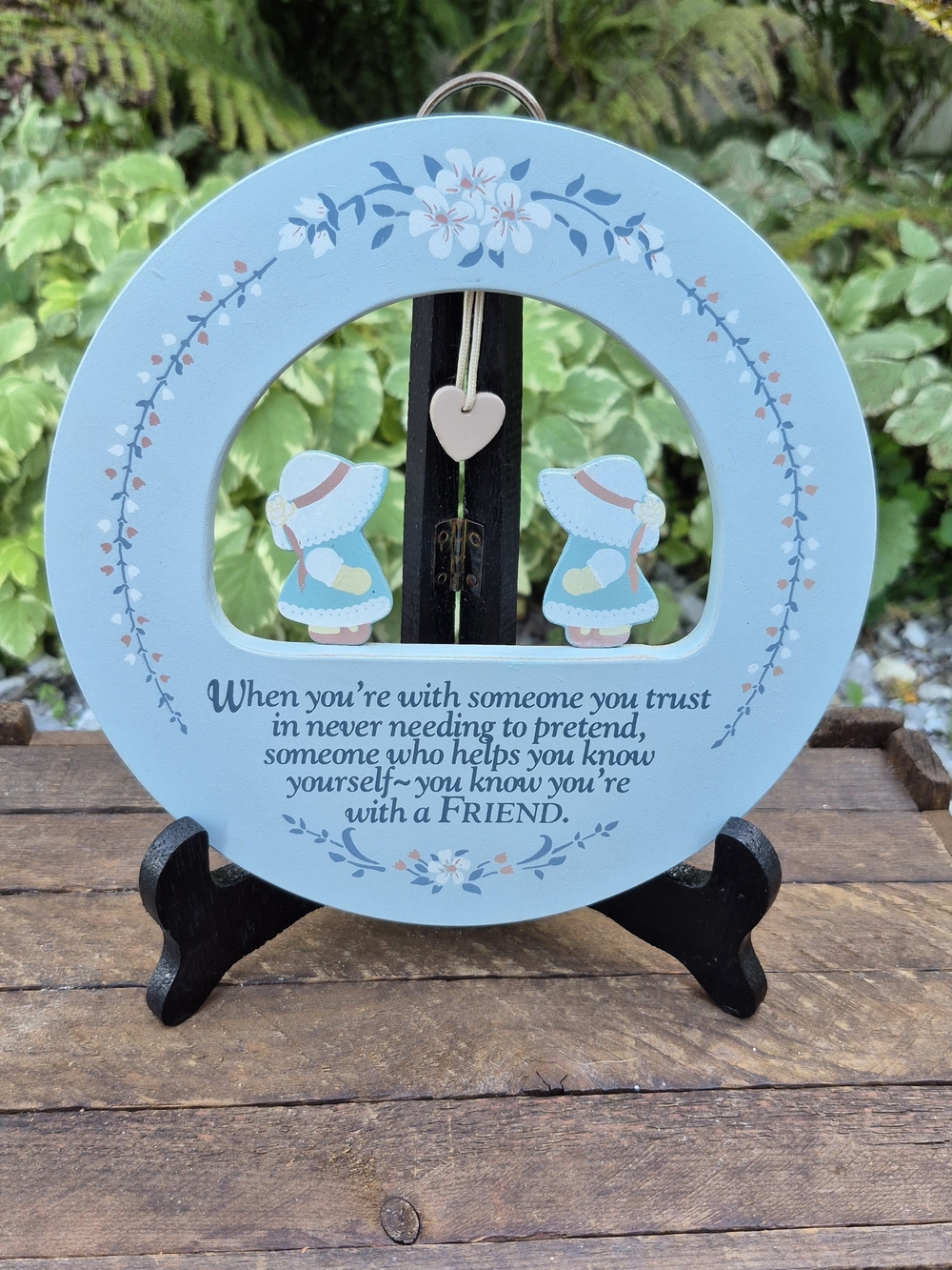 Vintage 90s Dexsa 7.5" Round Blue Wood Friendship Plaque Hanging Heart Excellent